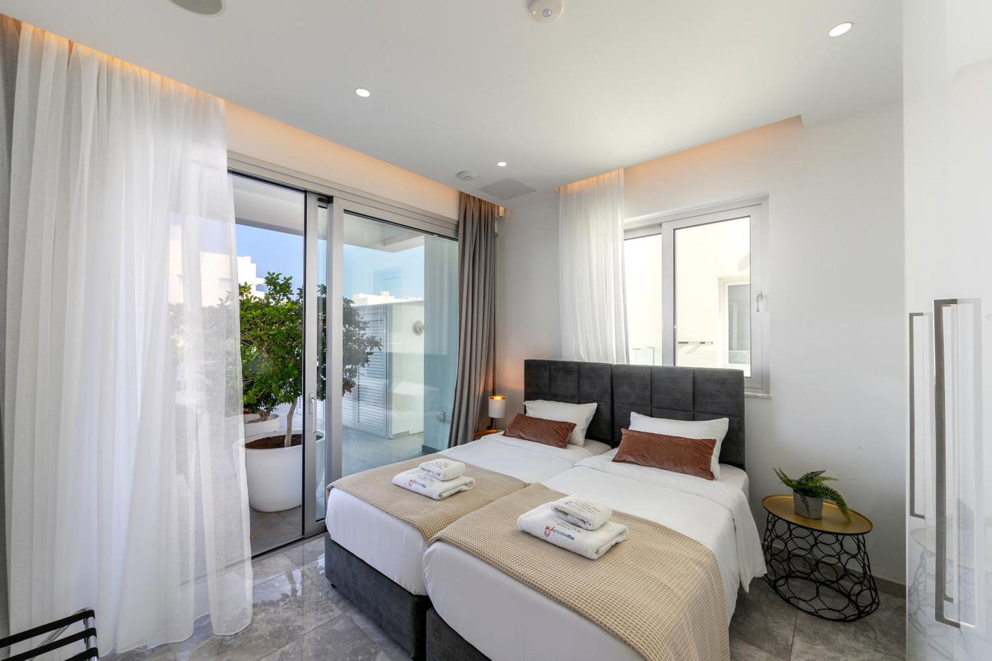 Fig Tree Bay Residences 7 Протарас Екстериор снимка